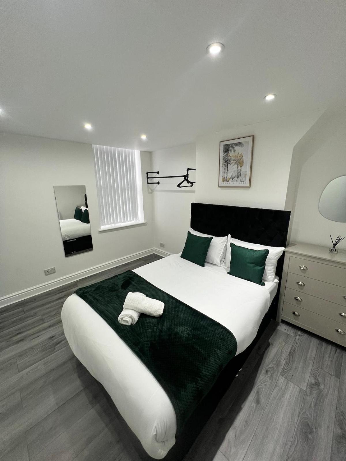 Contractors Dream, 4 Bedroom 2 Bathroom Liverpool Esterno foto