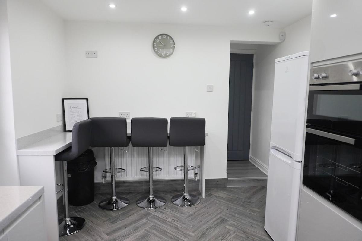 Contractors Dream, 4 Bedroom 2 Bathroom Liverpool Esterno foto