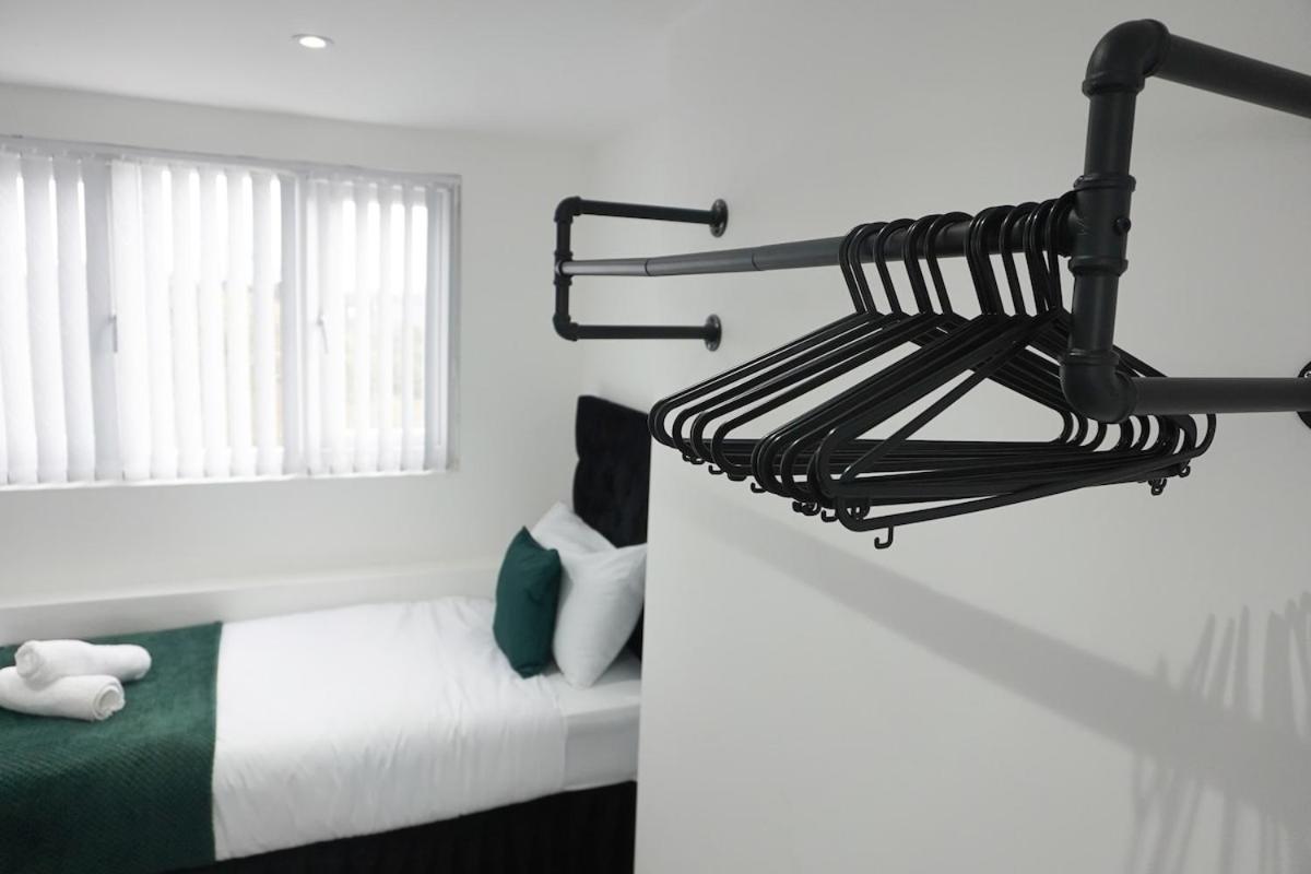 Contractors Dream, 4 Bedroom 2 Bathroom Liverpool Esterno foto