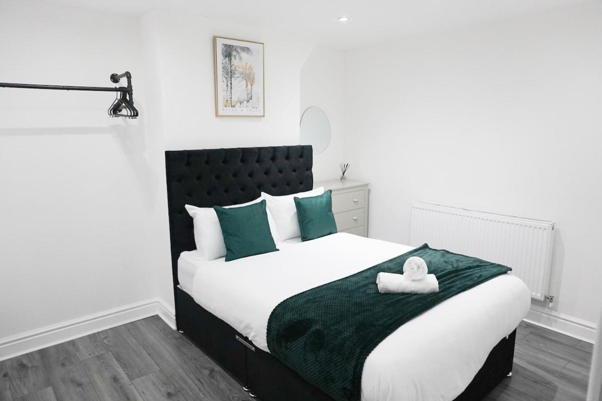 Contractors Dream, 4 Bedroom 2 Bathroom Liverpool Esterno foto